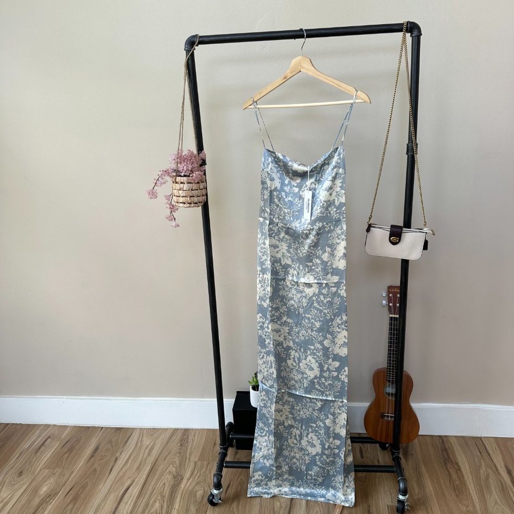 Reformation Frankie Silk Dress | Porcelain 🕸Silk🕸 🎉SALE🎀 NEW - Picture 7 of 13